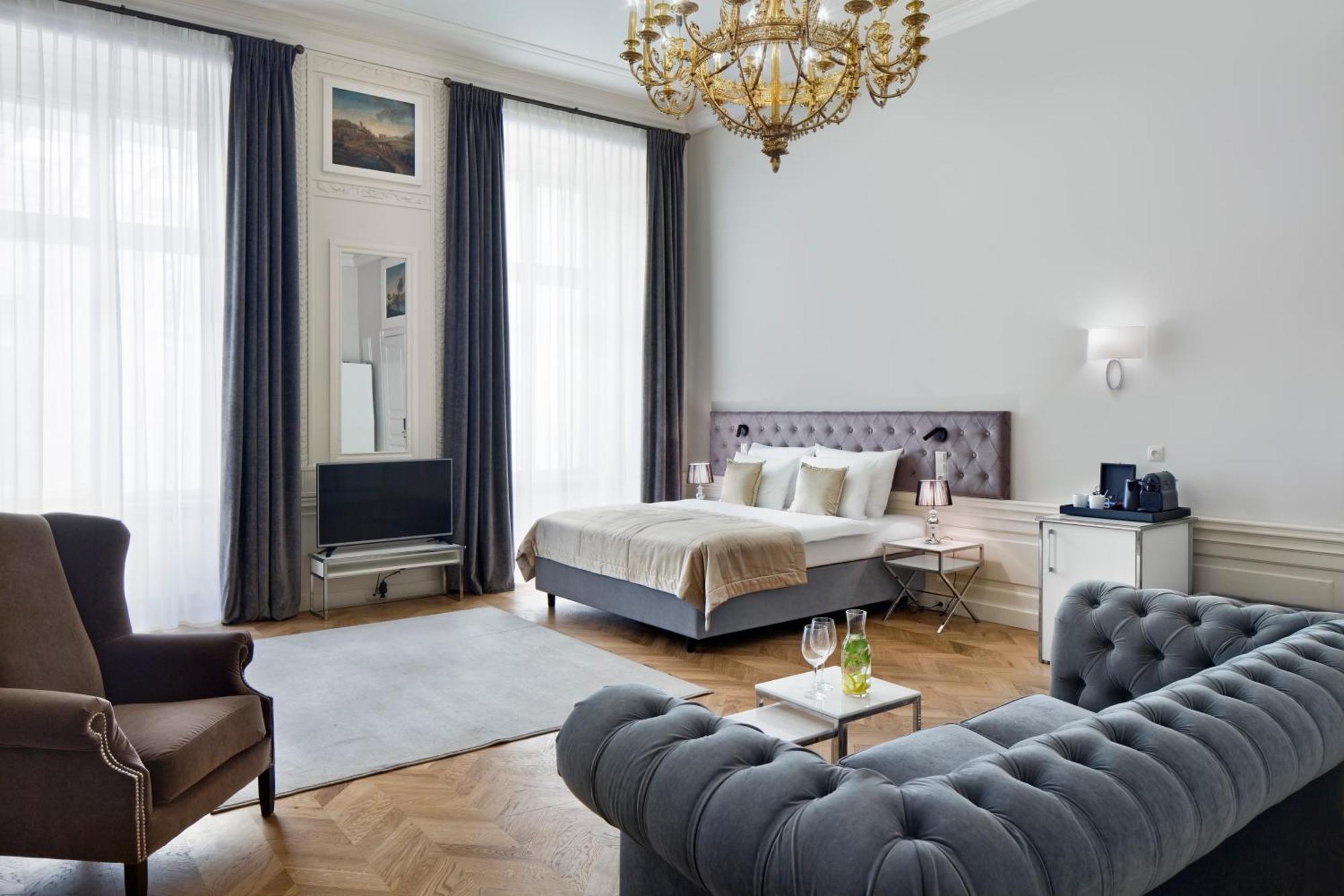 Apartament typu Historical Junior Suite